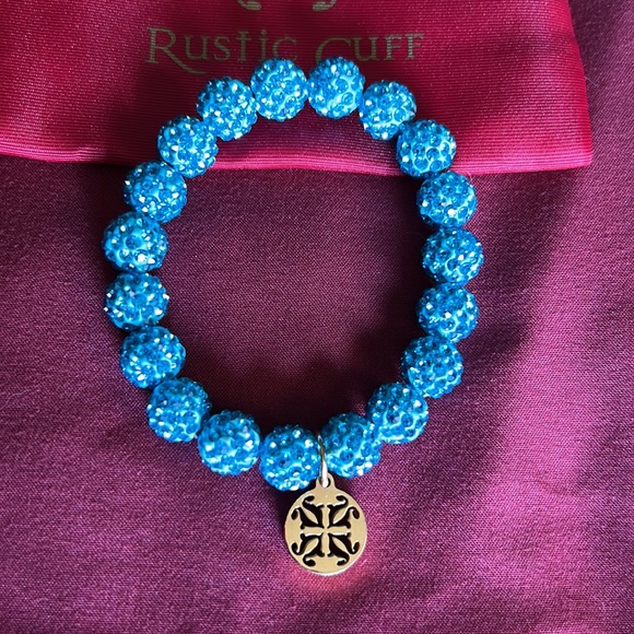 EUC Rustic Cuff bracelet. - Picture 2 of 2